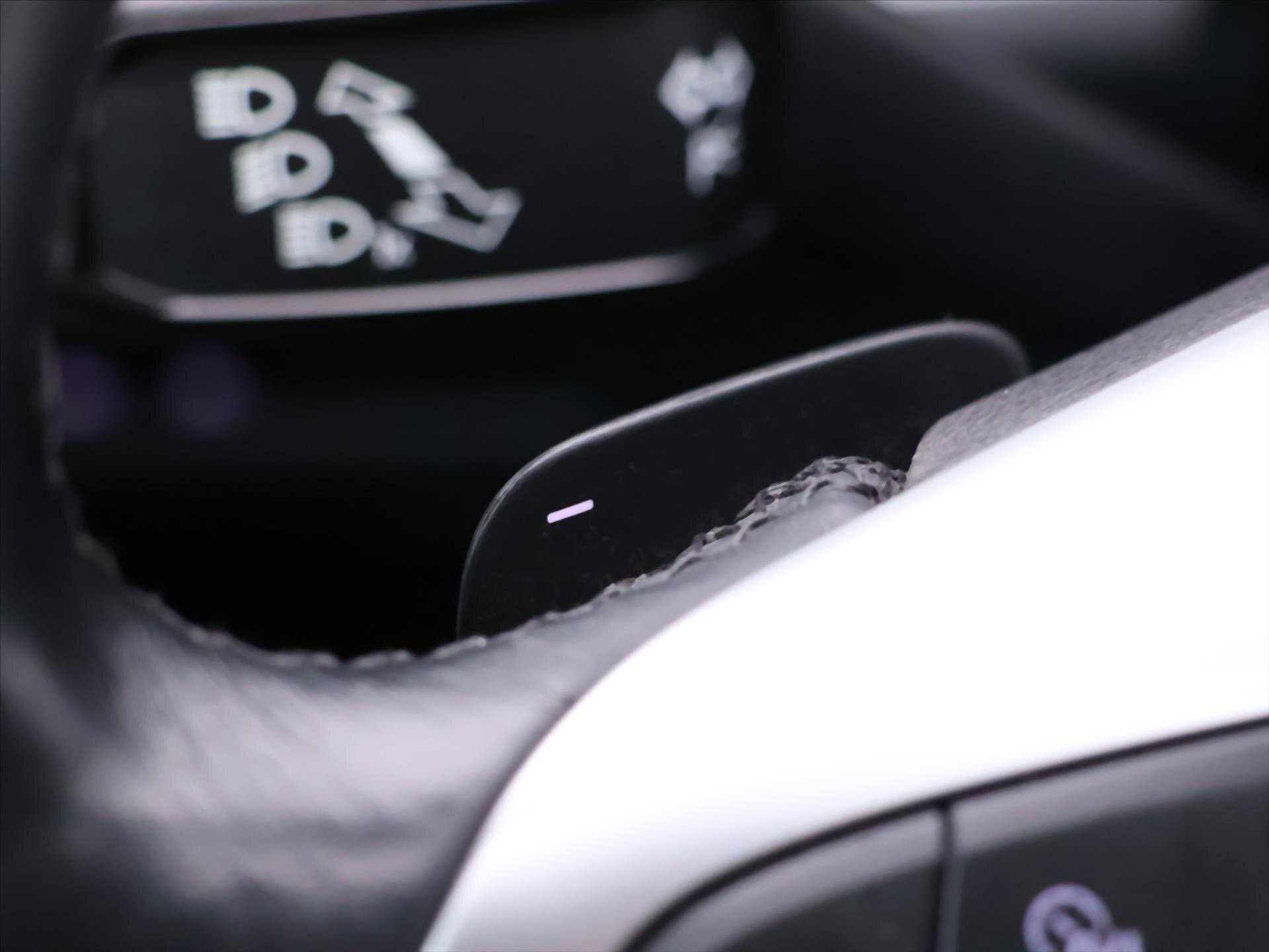 Volkswagen Touareg SUV / Terénní 3,0 l 170 kw