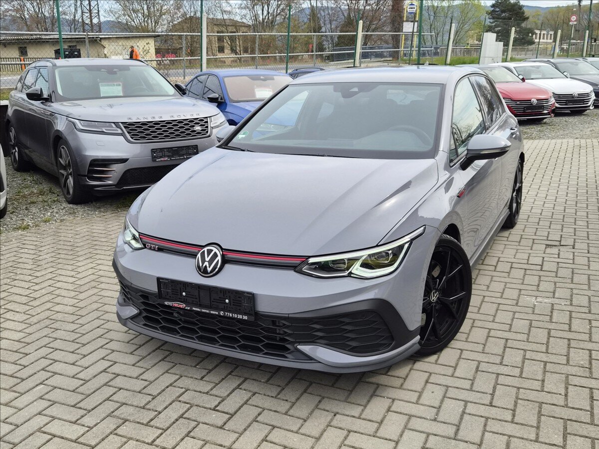 Volkswagen Golf Hatchback 2,0 l 221 kw