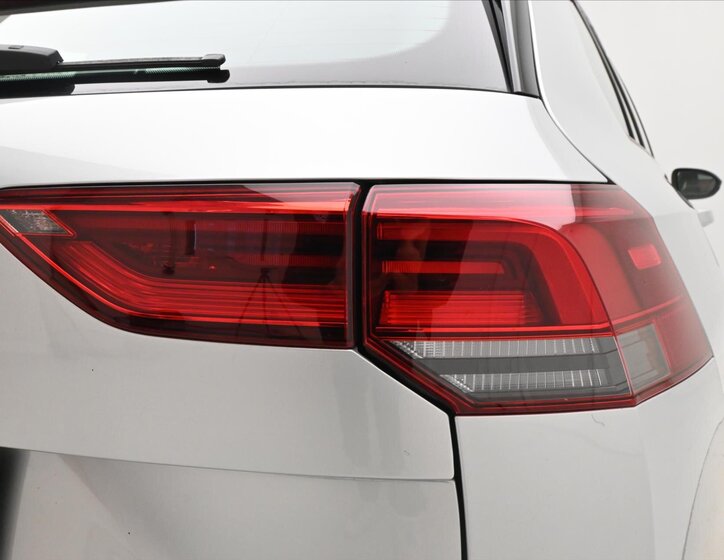 Volkswagen Golf Kombi 2,0 l 85 kw