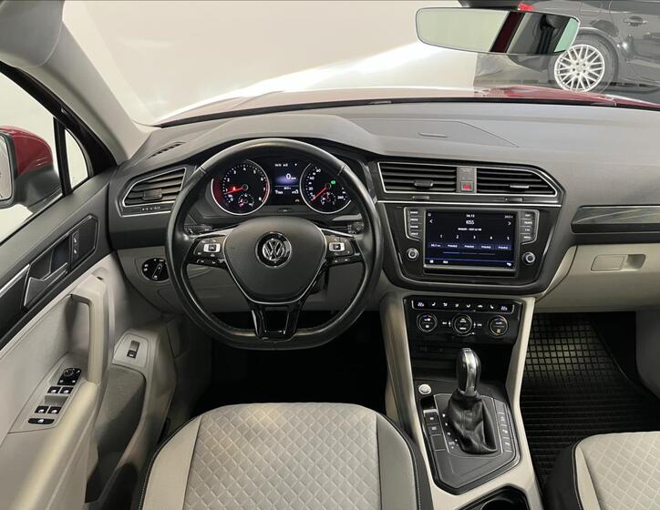 Volkswagen Tiguan 5