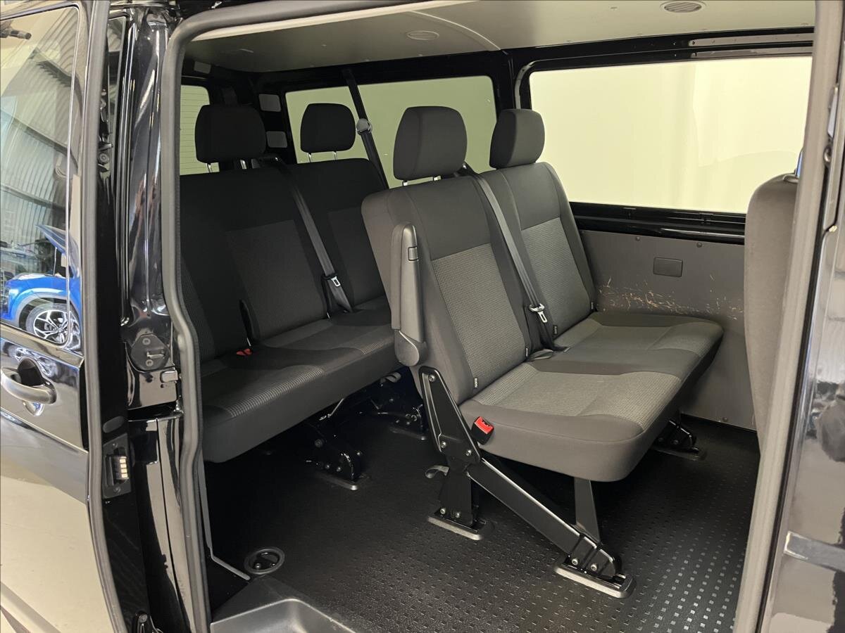 Volkswagen Transporter Kombi 2,0 l 110 kw