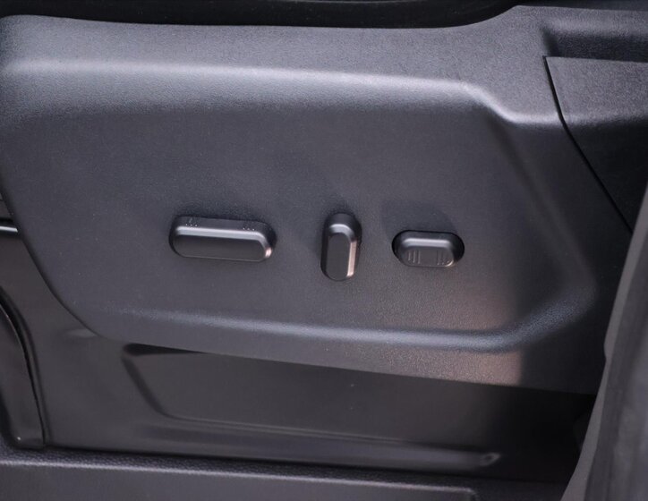 Ford Tourneo Custom Kombi 2,0 l 125 kw