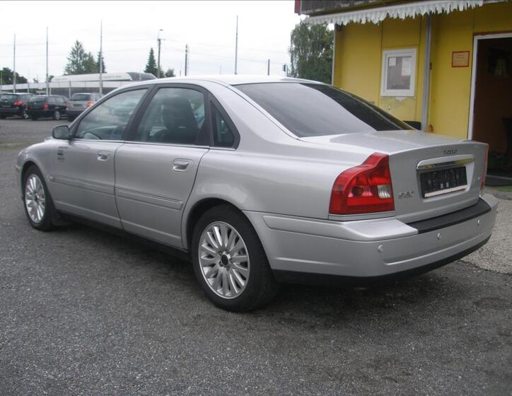 Volvo S80 2