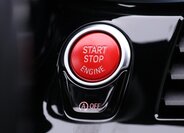 BMW M5 Sedan / Limuzína 4,4 l 441 kw