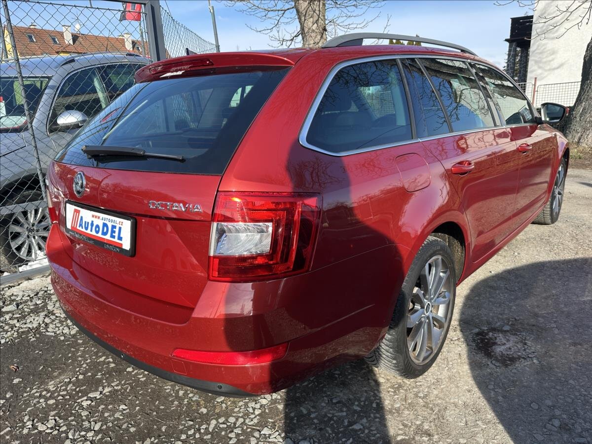 Škoda Octavia Kombi 2,0 l 110 kw