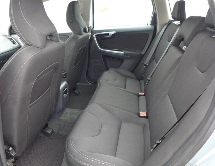 Volvo XC60 SUV 2,4 l 120 kw