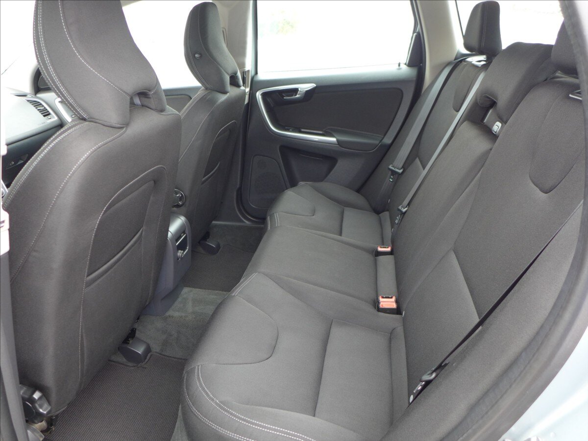 Volvo XC60 SUV 2,4 l 120 kw