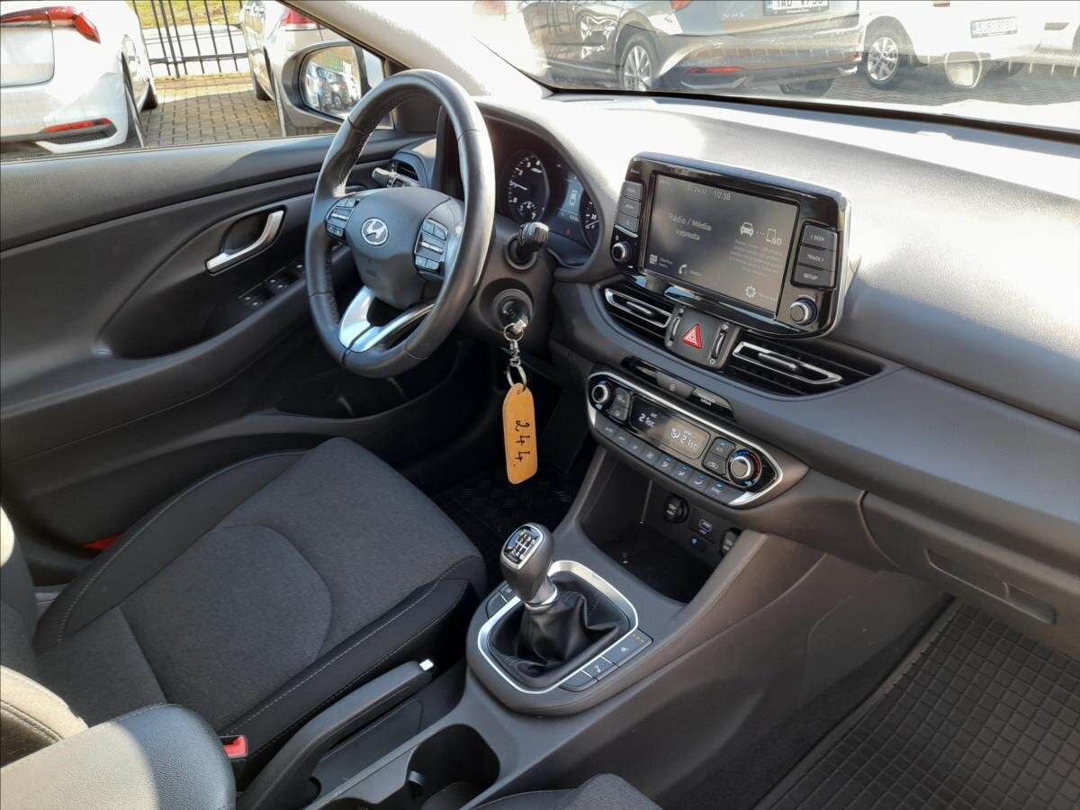 Hyundai i30 Liftback 998,0 88 kw