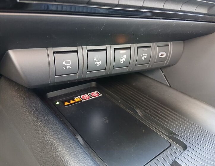 Toyota C-HR SUV / Terénní 2,0 l 112 kw