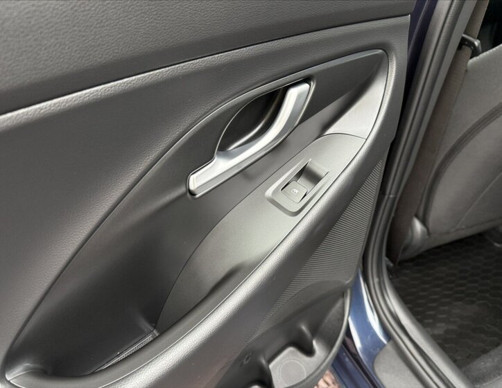 Hyundai i30 Hatchback 1,5 l 71 kw