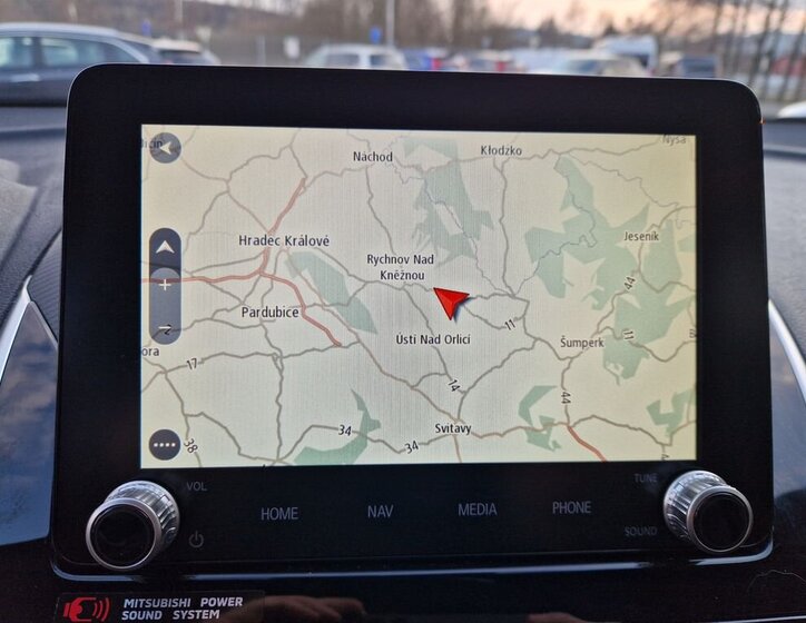 Mitsubishi Ostatní SUV / Terénní 2,4 l 138 kw