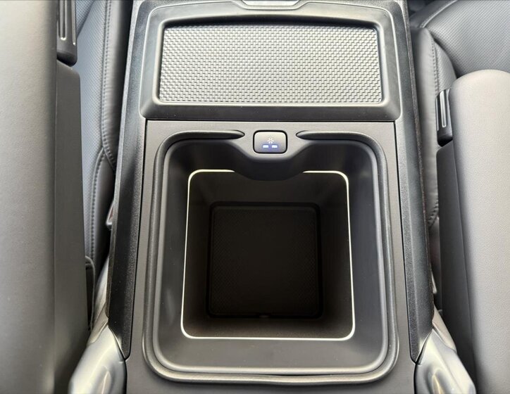 Land Rover Range Rover SUV 3,0 l 221 kw