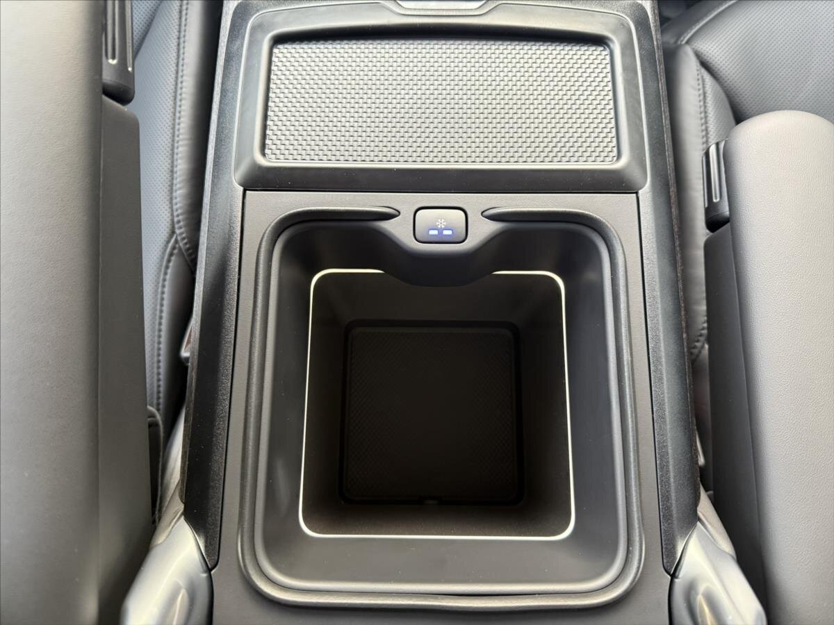 Land Rover Range Rover SUV 3,0 l 221 kw