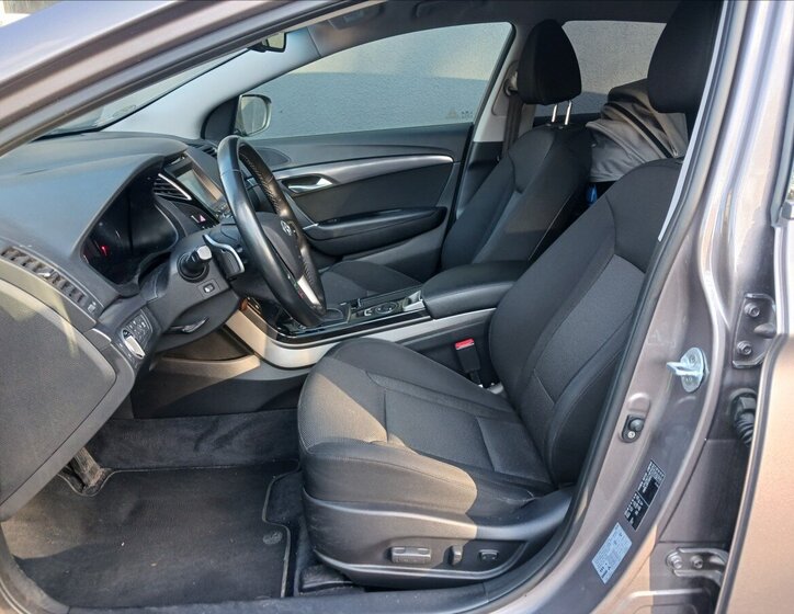 Hyundai i40 Kombi 1,6 l 100 kw