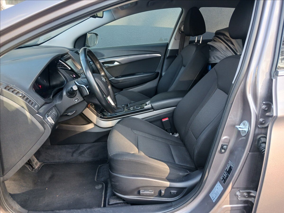 Hyundai i40 Kombi 1,6 l 100 kw