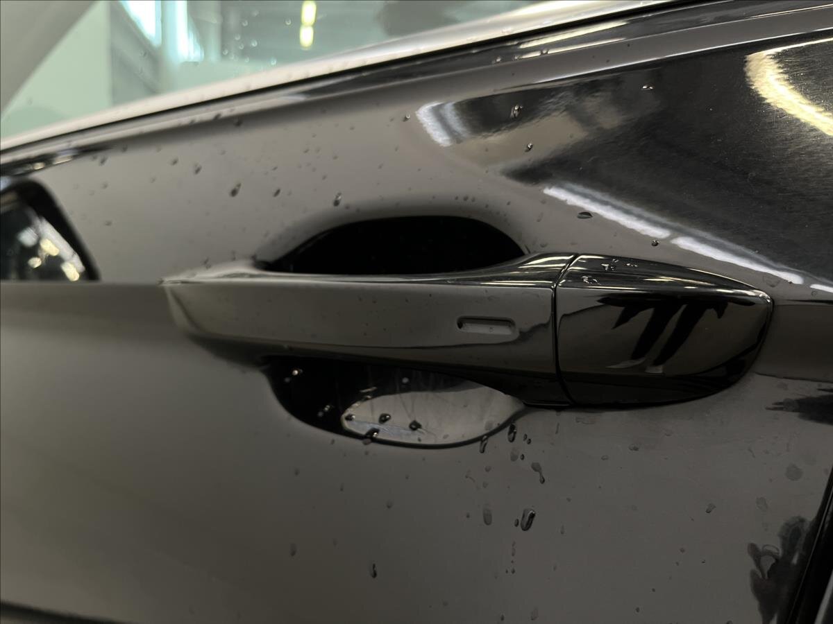 Volkswagen Tiguan SUV / Terénní 2,0 l 110 kw