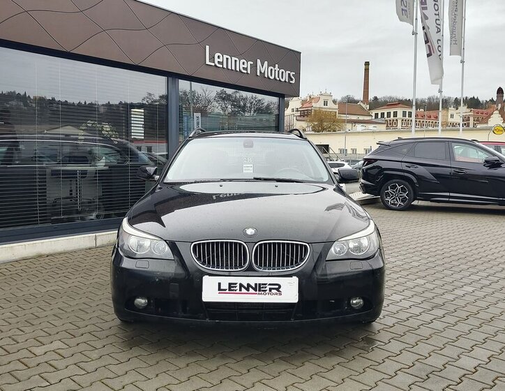 BMW Řada 5 Kombi 2,5 l 130 kw