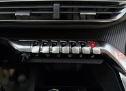 Peugeot 3008 SUV / Terénní 1,2 l 96 kw