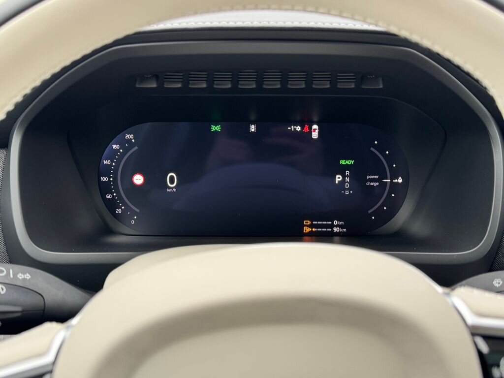 Volvo XC90 SUV / Terénní 2,0 l 184 kw