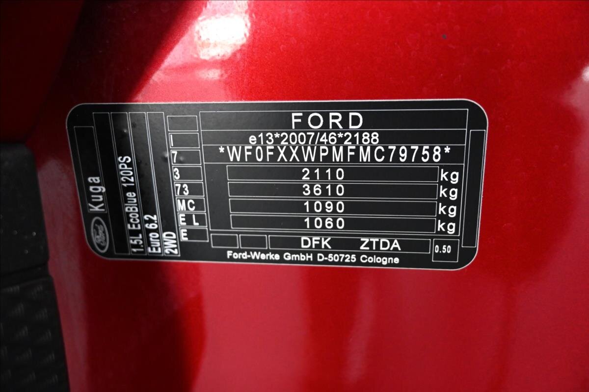 Ford Kuga SUV / Terénní 1,5 l 88 kw