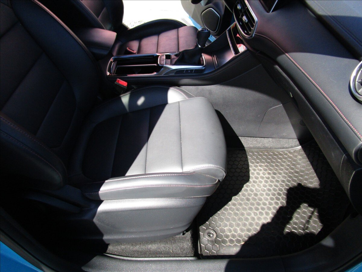 MG HS Hatchback 1,5 l 119 kw