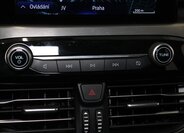 Ford Kuga SUV / Terénní 1,5 l 88 kw