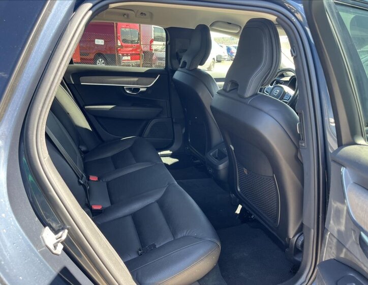 Volvo V90 Kombi 2,0 l 145 kw