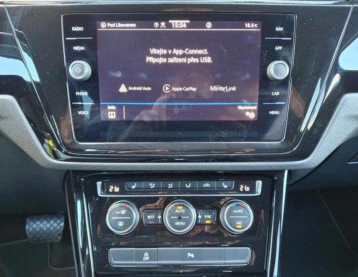 Volkswagen Touran 26