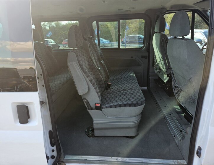Ford Transit 7