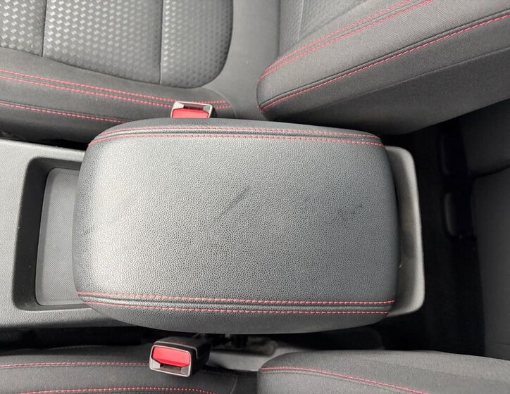 Ford Kuga SUV 2,5 l 140 kw