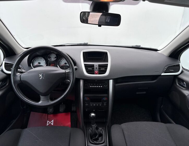 Peugeot 207 Kombi 1,4 l 70 kw