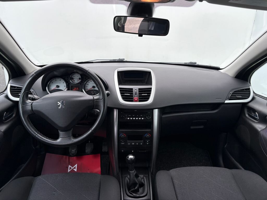 Peugeot 207 Kombi 1,4 l 70 kw