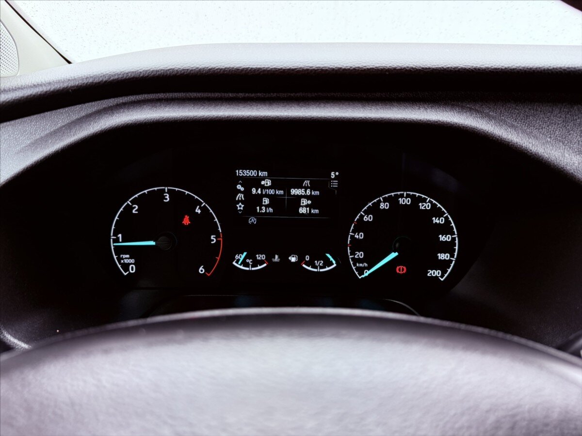 Ford Tourneo Custom MPV 2,0 l 125 kw