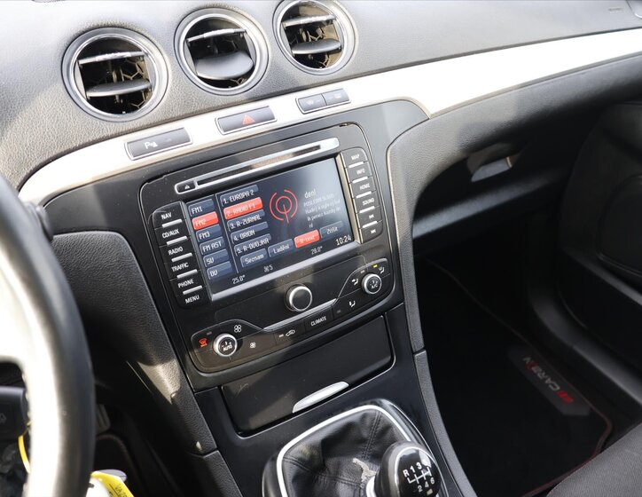 Ford S-MAX MPV 2,0 l 103 kw