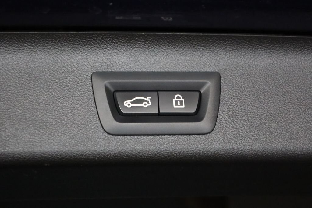 BMW Řada 5 Kombi 3,0 l 195 kw