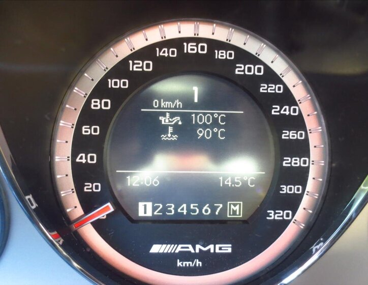 Mercedes-Benz Třídy C Kombi 6,2 l 336 kw