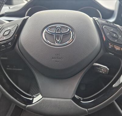 Toyota C-HR 16