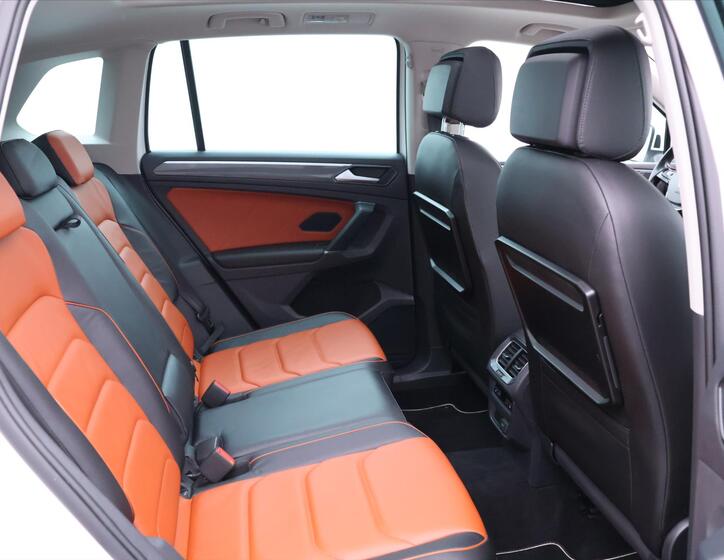 Volkswagen Tiguan 15