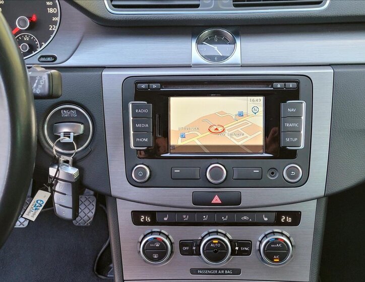 Volkswagen Passat Kombi 1,4 l 90 kw