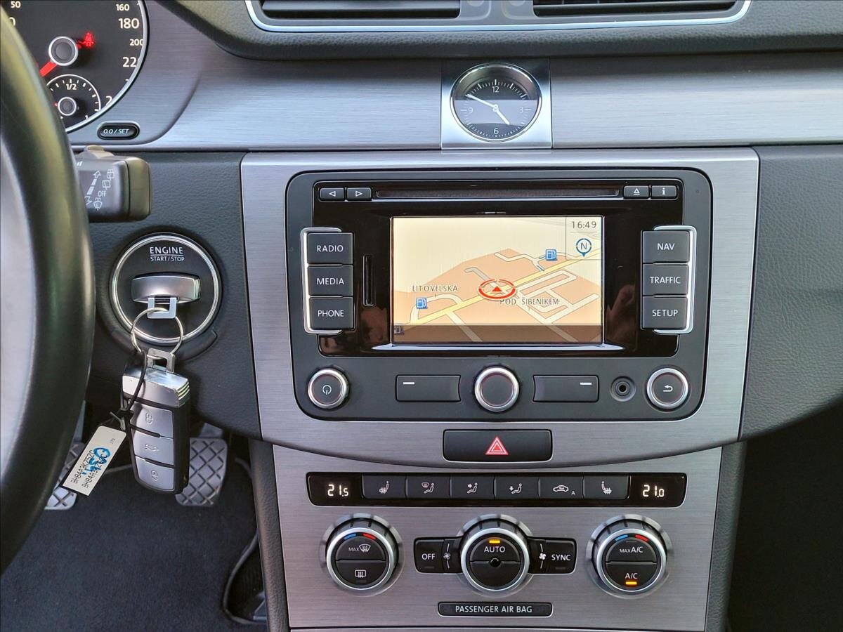 Volkswagen Passat Kombi 1,4 l 90 kw