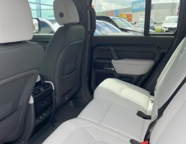 Land Rover Defender SUV 5,0 l 313 kw