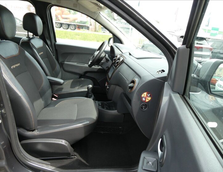Dacia Lodgy Kombi 1,2 l 85 kw