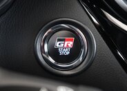 Toyota C-HR SUV 2,0 l 112 kw