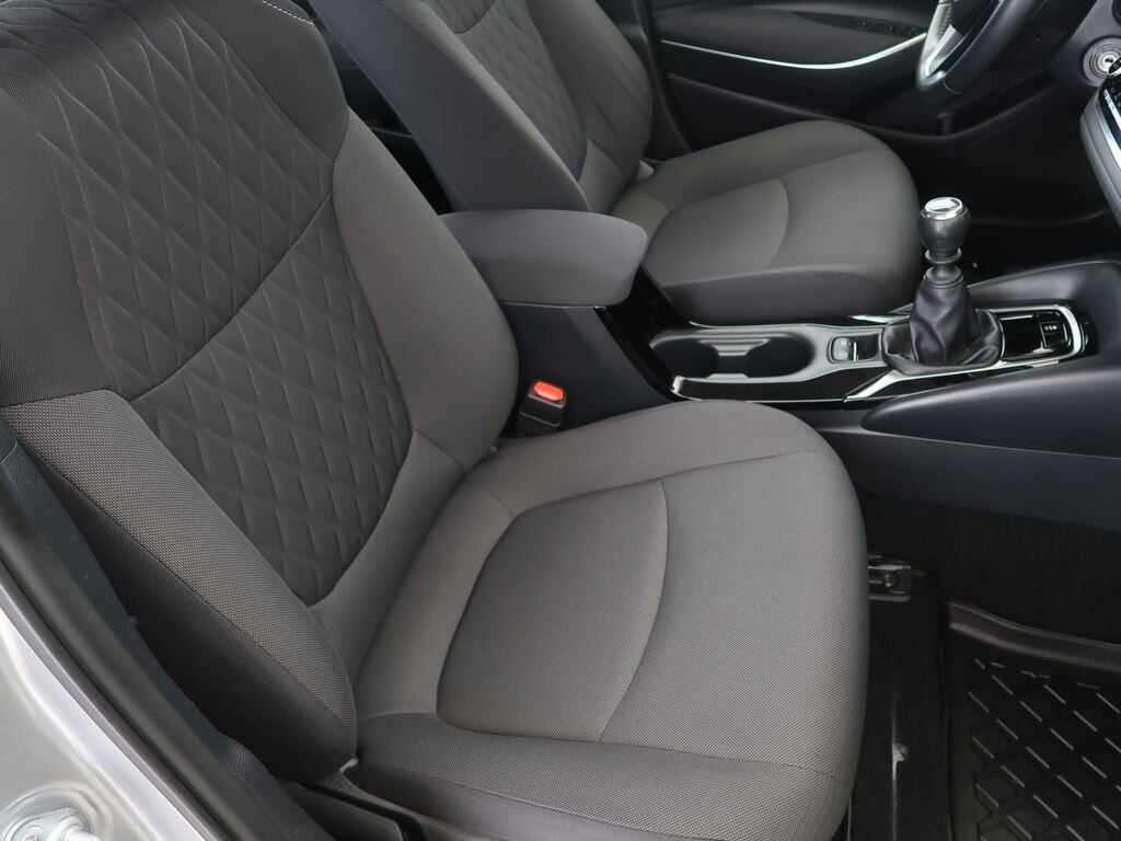 Toyota Corolla Sedan 1,5 l 92 kw