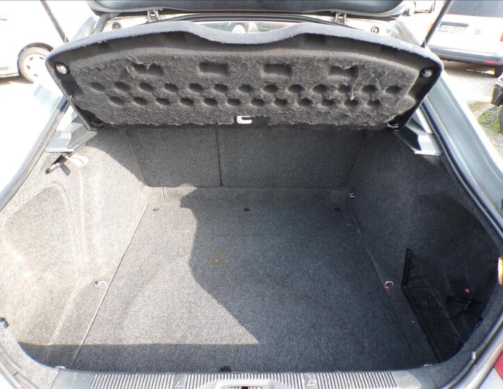 Škoda Octavia Sedan / Limuzína 1,8 l 118 kw