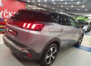 Peugeot 3008 SUV 1,2 l 96 kw