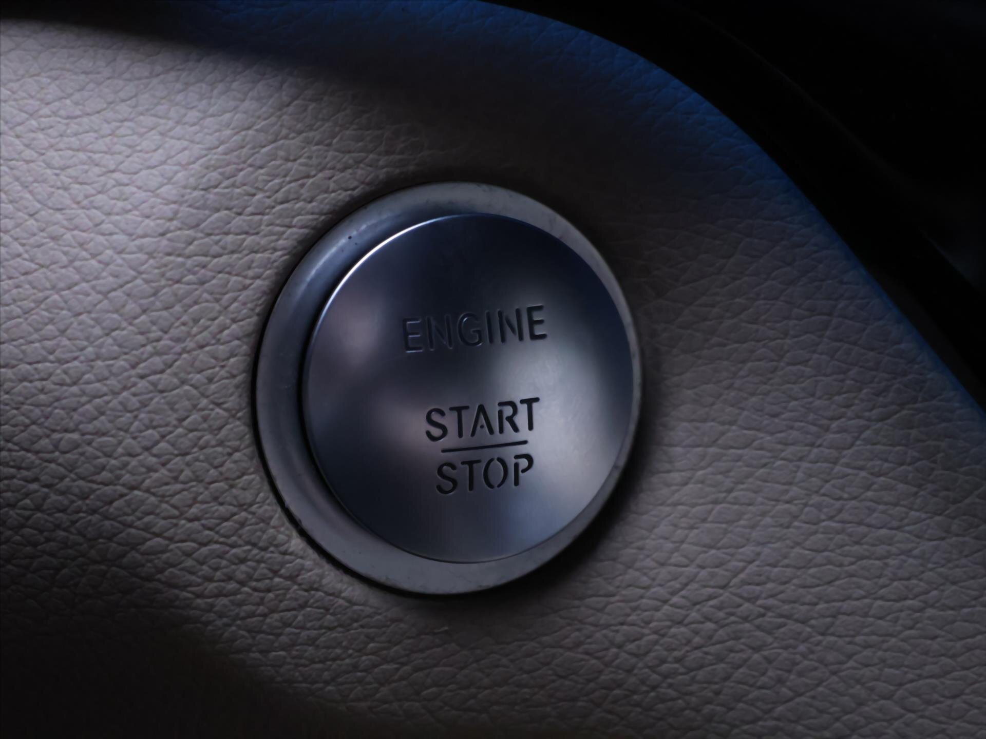 Mercedes-Benz GLE SUV / Terénní 3,0 l 190 kw