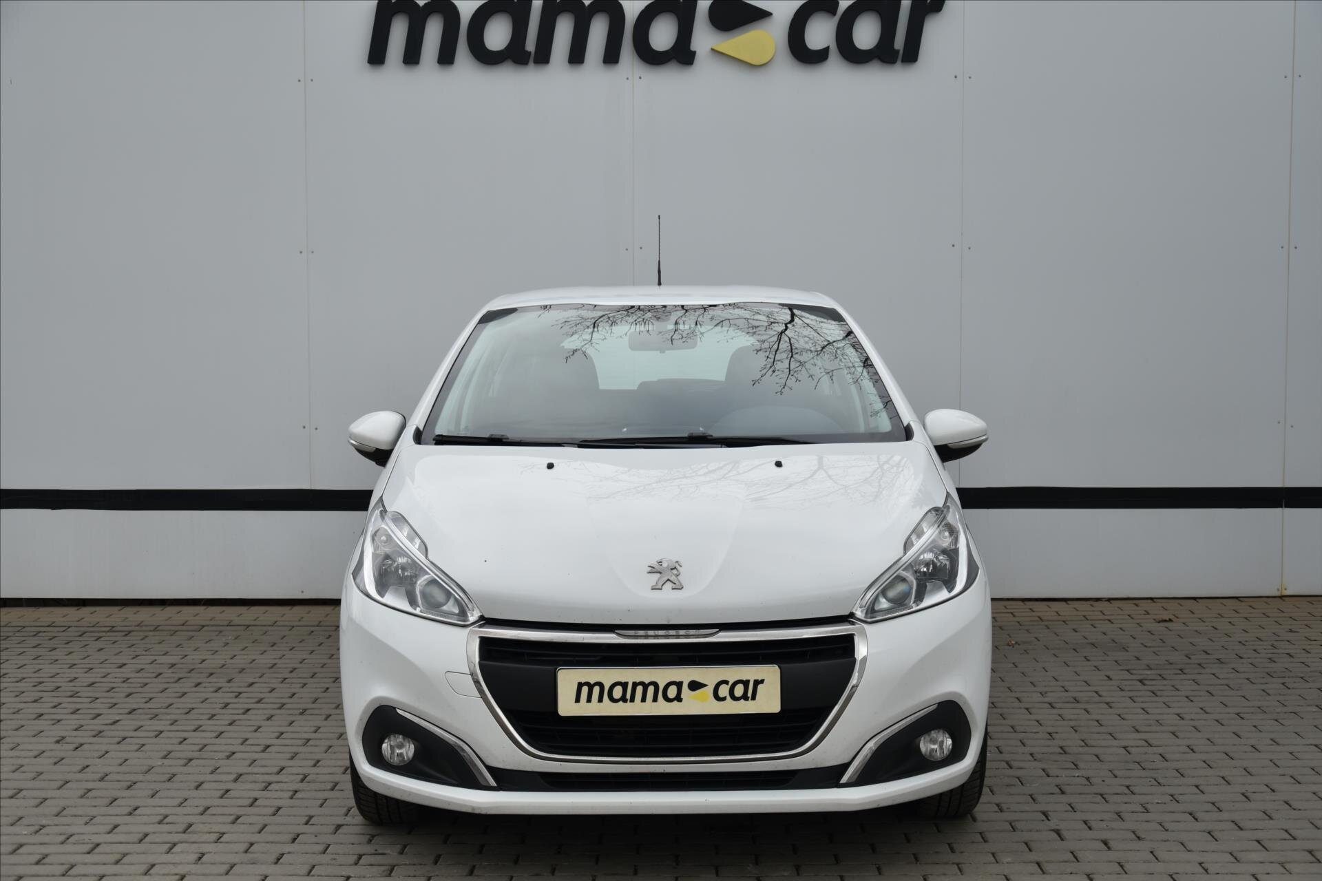 Peugeot 208 Hatchback 1,2 l 60 kw