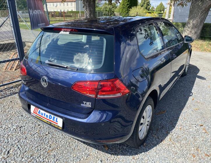 Volkswagen Golf 8