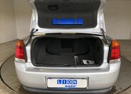 Opel Vectra Sedan 2,2 l 108 kw